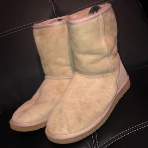 Women’s Classic Short Uggs - Sand
